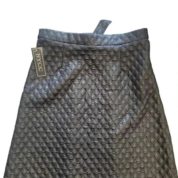 NYCC Women's Black Poly/Spandex Faux Leather Quilted A-Line Skirt NEW - Picture 6 of 9